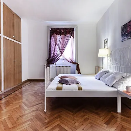 Porta Venezia شقة *